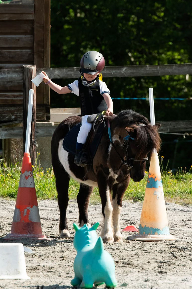poney-club Saint Thurien - Ecuries d'Oré